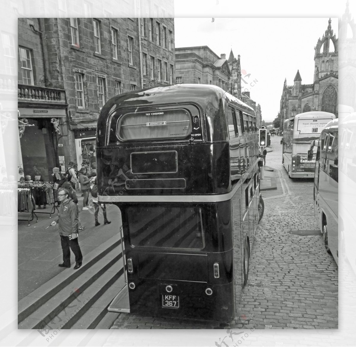 爱丁堡总线黑色和白色老