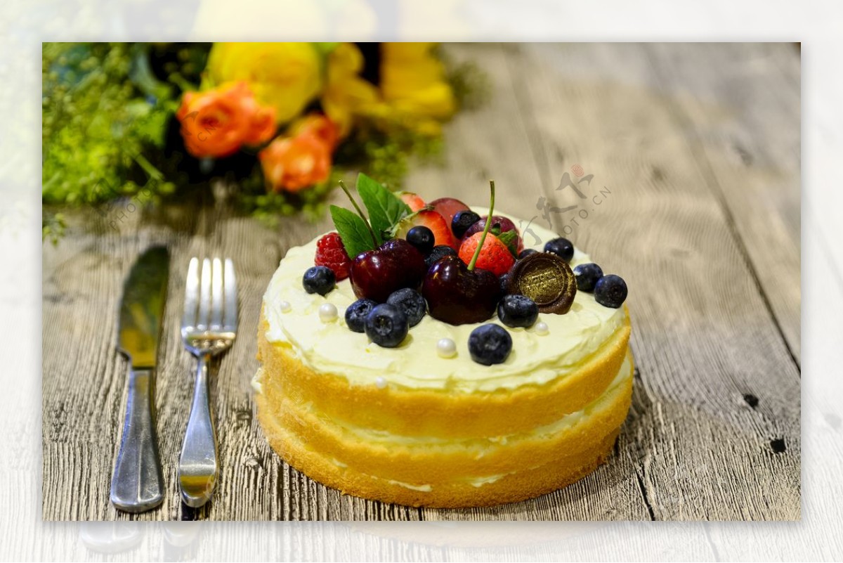 蓝莓水果蛋糕甜品图片