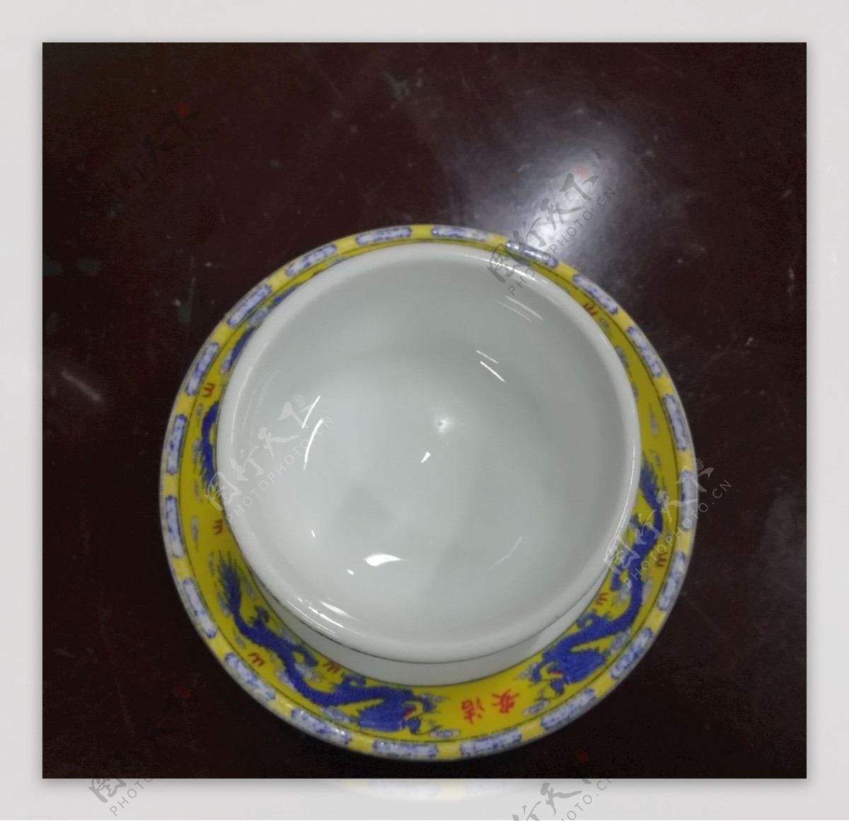 陶瓷饭碗餐具图片
