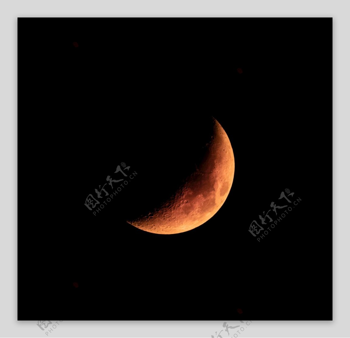 红月亮图片