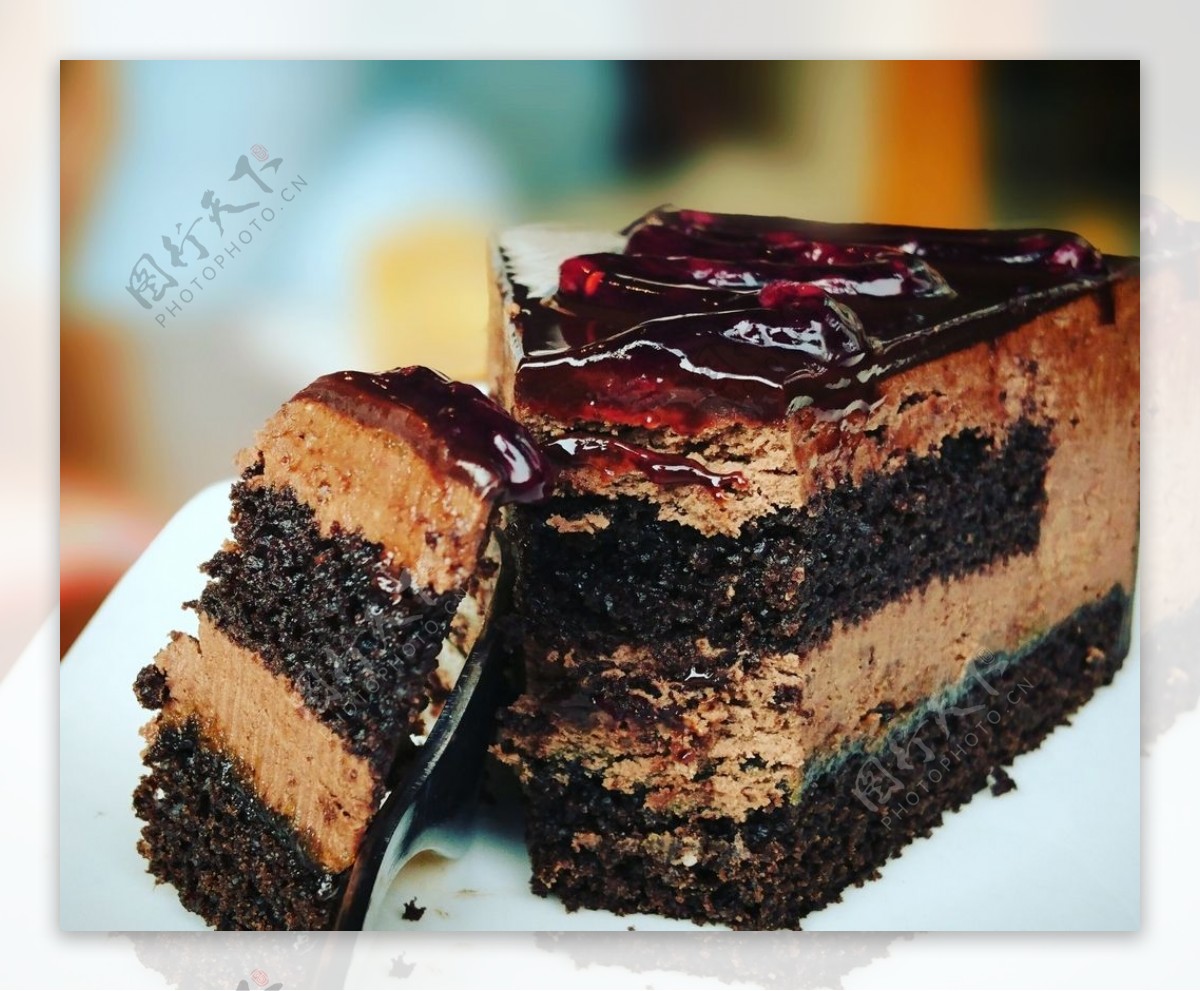 巧克力淋面蛋糕的做法_【图解】巧克力淋面蛋糕怎么做如何做好吃_巧克力淋面蛋糕家常做法大全_茤芈寶貝_豆果美食