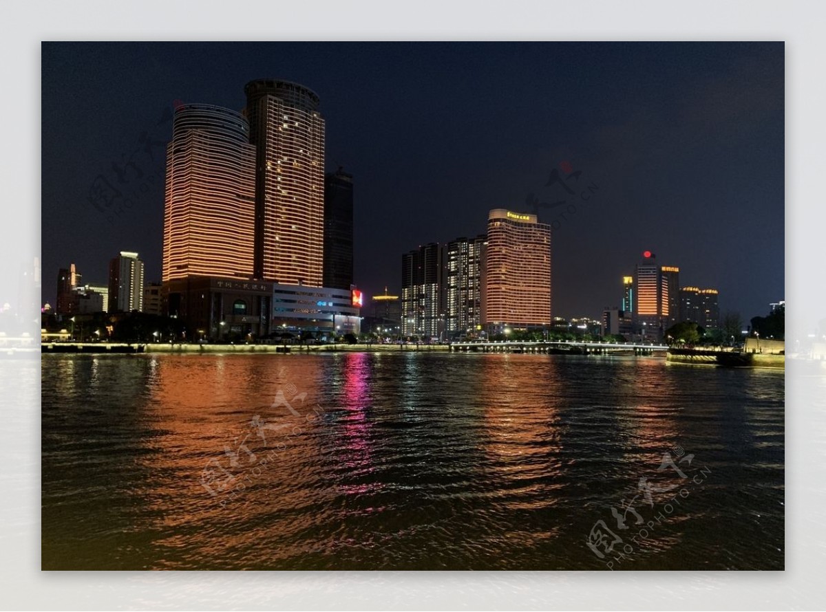 宁波老外滩夜景图片