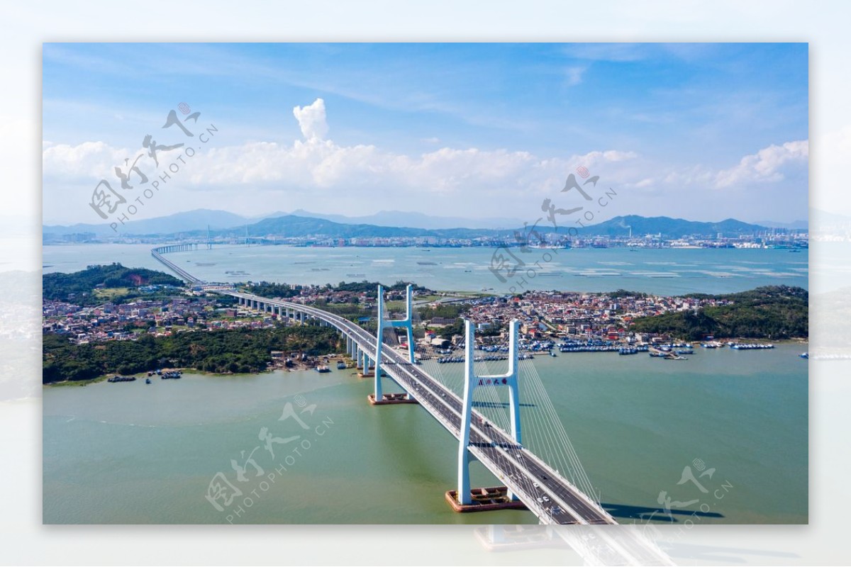 城市大桥建筑背景海报素材图片