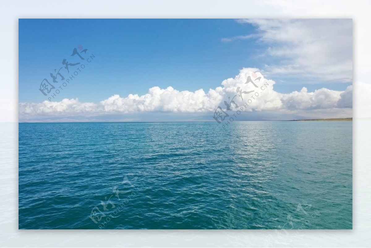 青海湖云层图片