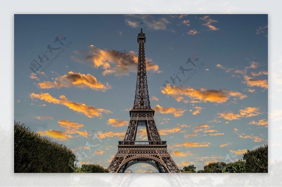 法国巴黎埃菲尔铁塔风景图片