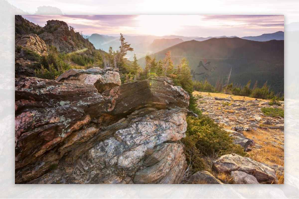 科罗拉多州美丽的岩石山旅行徒步图片