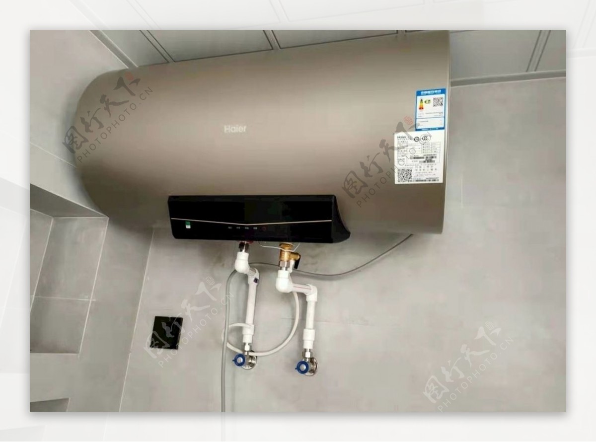 海尔电热水器图片
